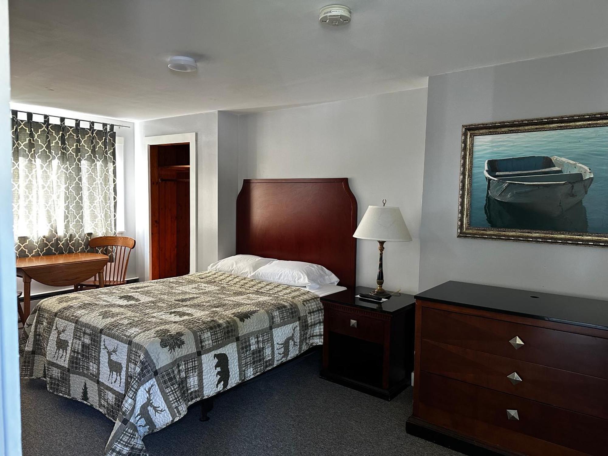 Northeaster Motel Kittery Exterior photo